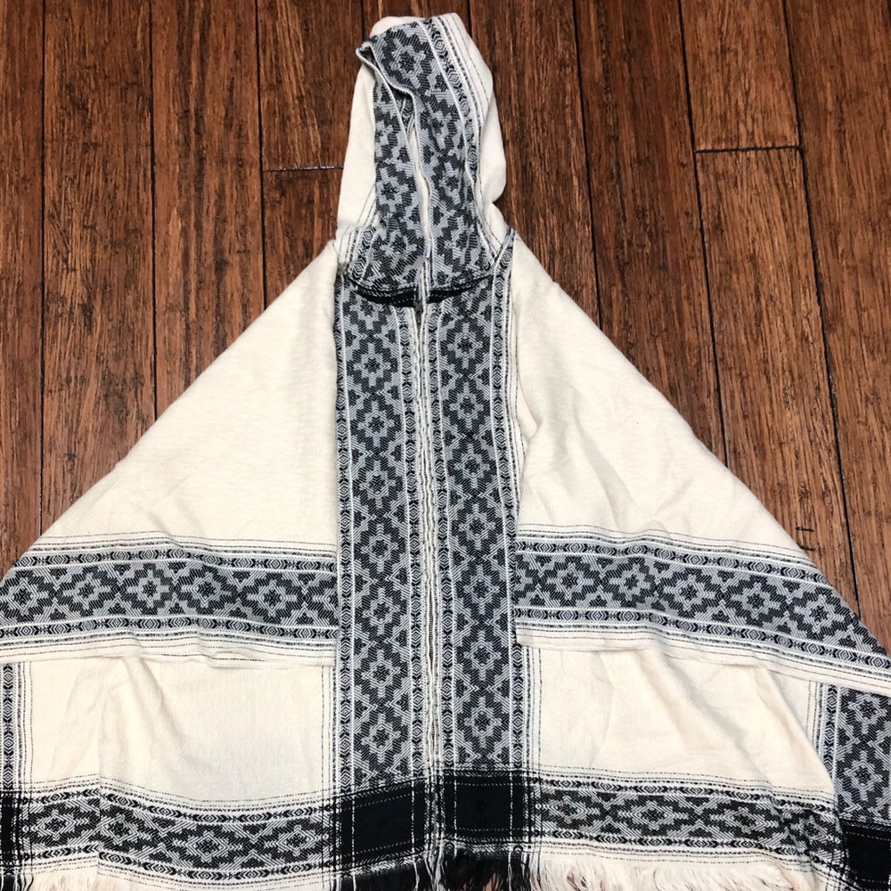 Urban Outfitters Poncho